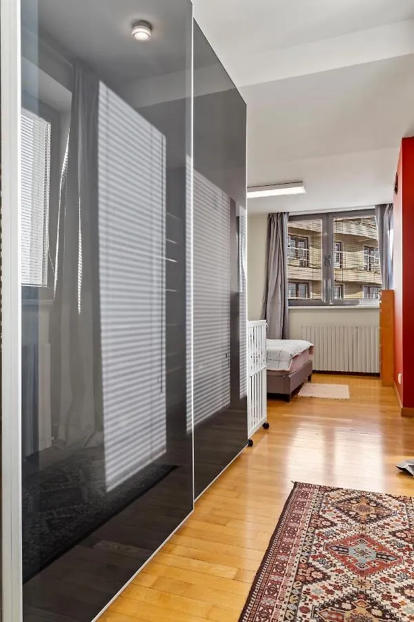 125 Sqm Family Friendly With Kids Room Bukareszt