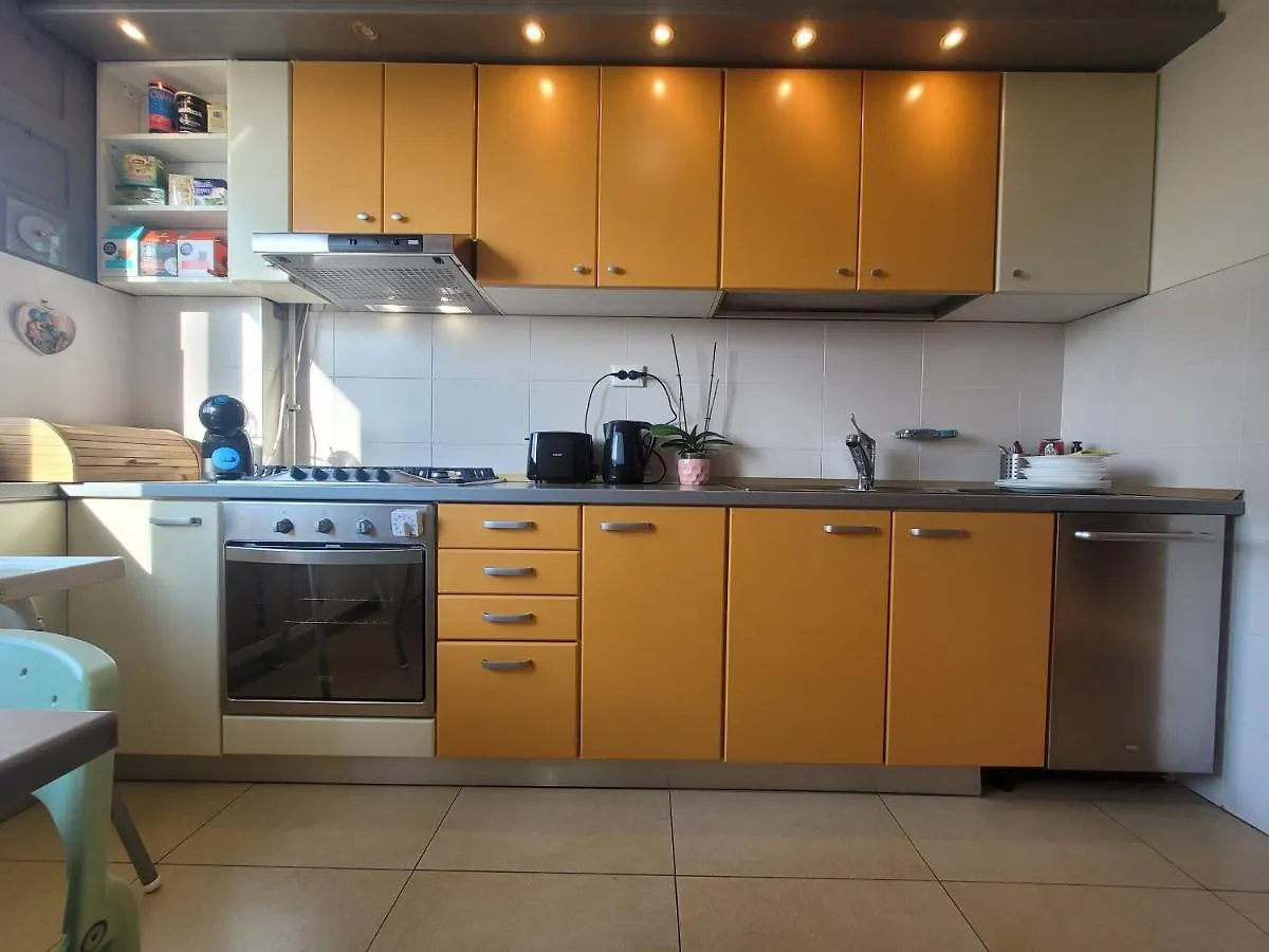 125 Sqm Family Friendly With Kids Room Bucarest 0*,